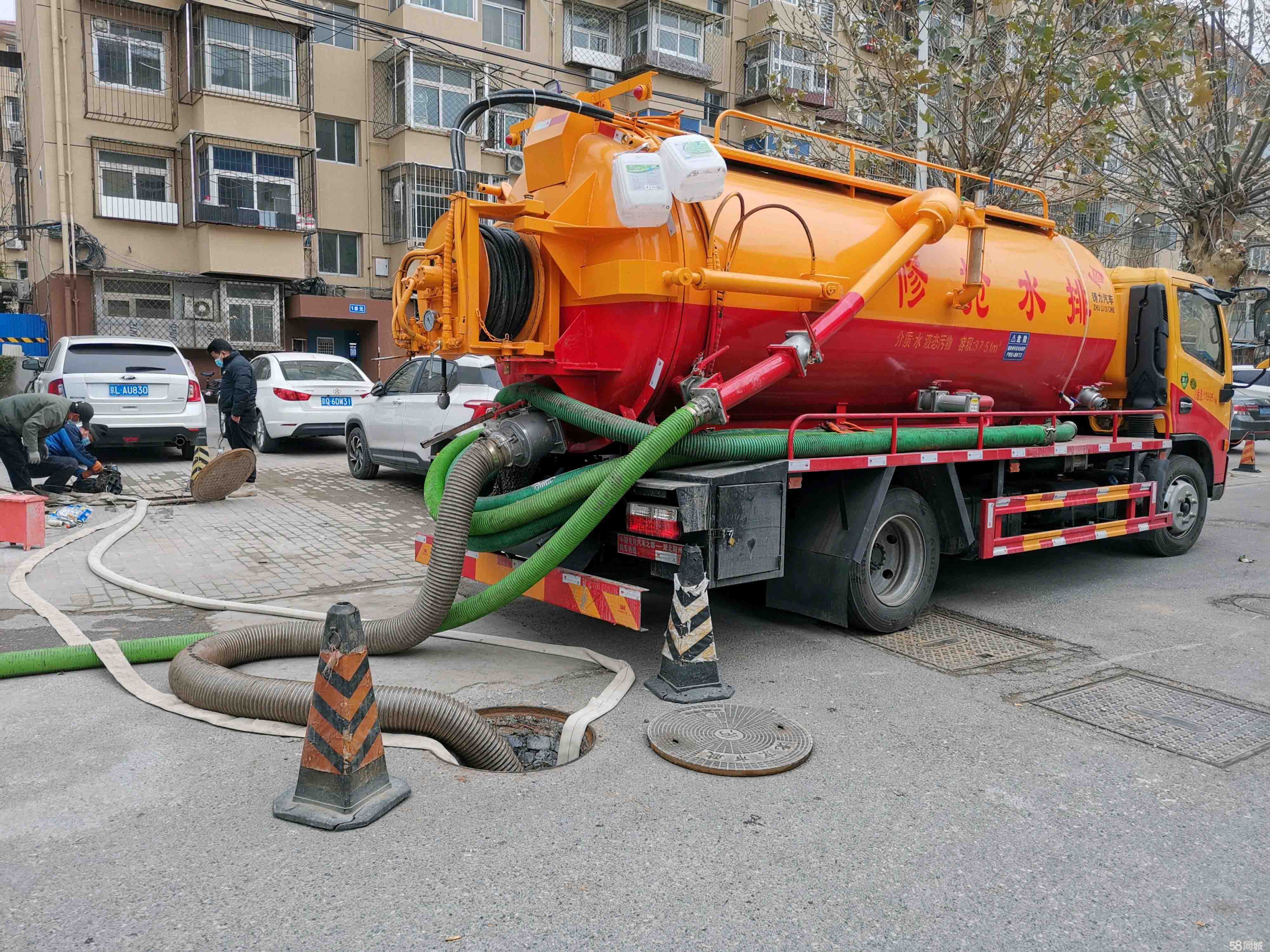 卢龙抽粪吸污