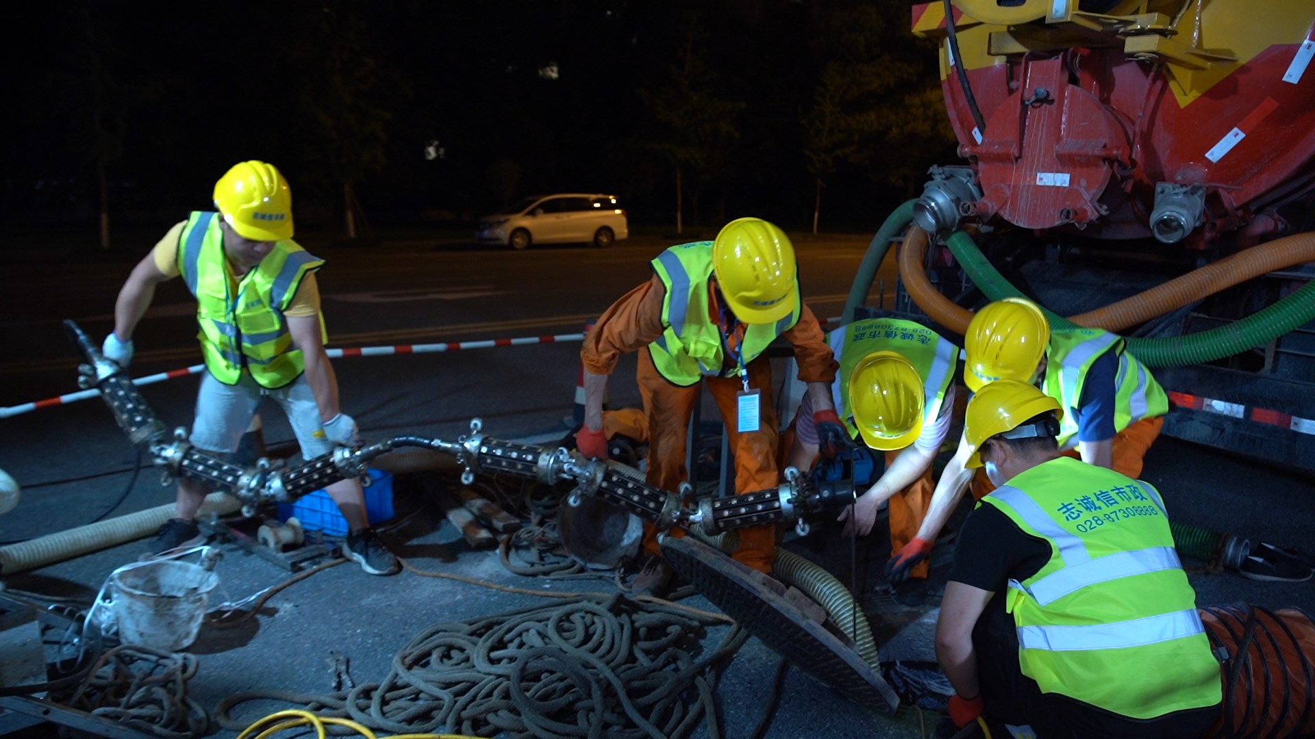 卢龙紫外光固化修复